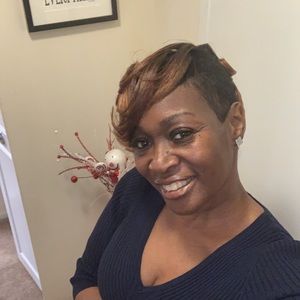 Meet your Posher, Yvonne